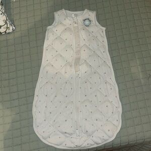 Dreamland sleep sack size small 0-6 months